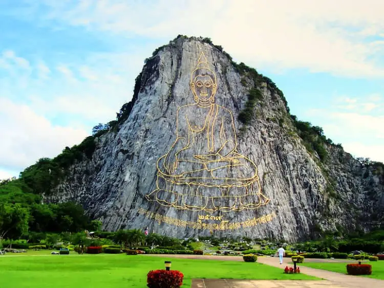 Buddha Mountain for couples in Pattaya city