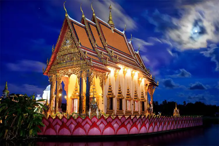Wat Plai Laem in Koh Samui 