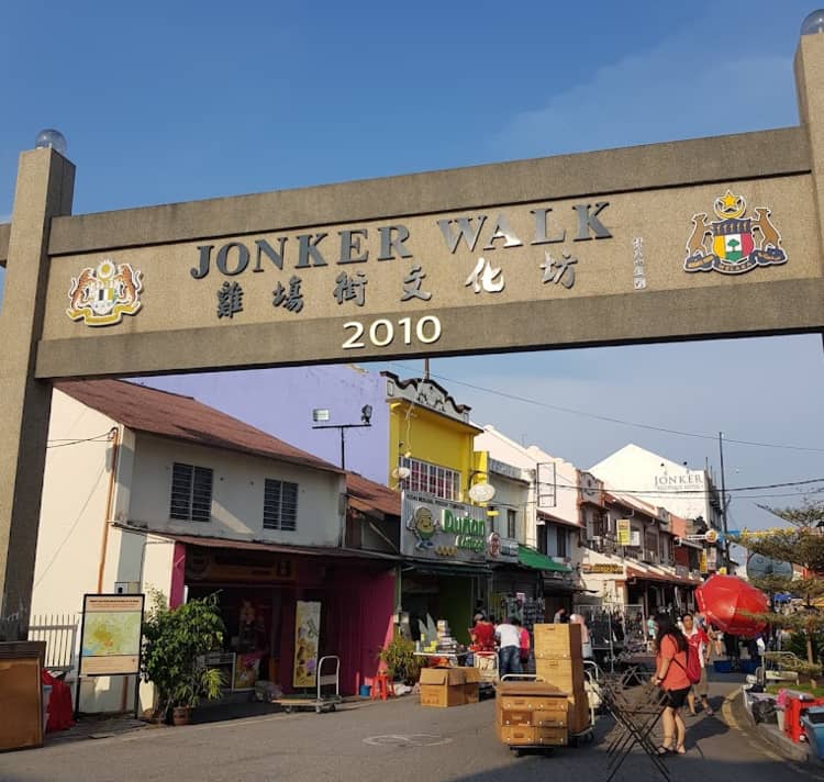 Jonker Street Night Market in Melaka 