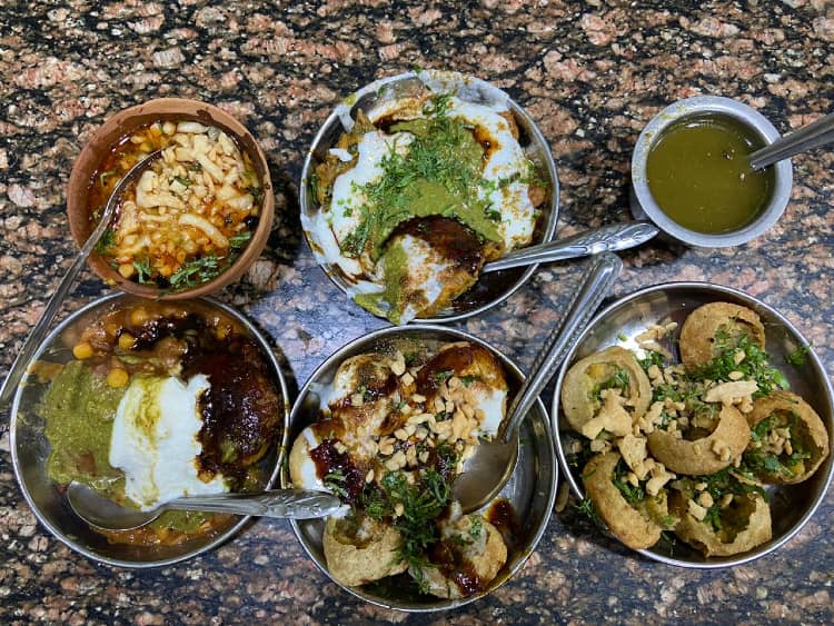 Eat Varanasi gol gappe