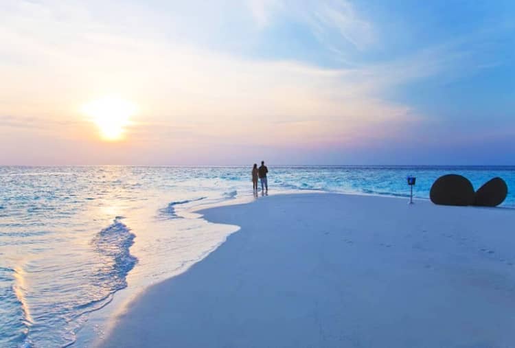 Baros Island a best island in maldives for couple