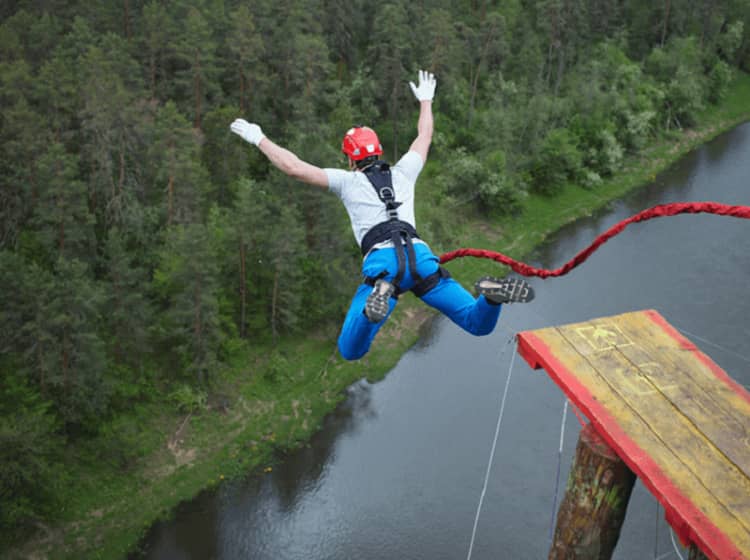 Bungee jumping adventurous things to do in Uttarakhand