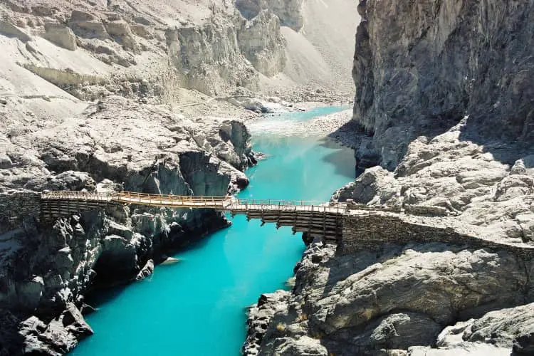 Shyok River a best river in Leh Ladakh