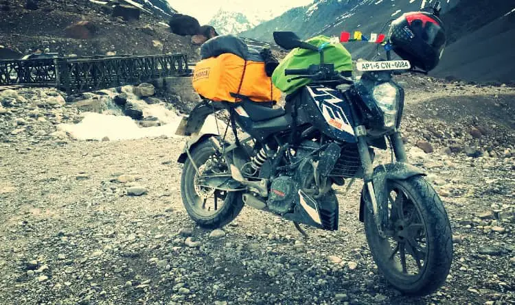 KTM DUKE 200 cc best bike for ladakh trip