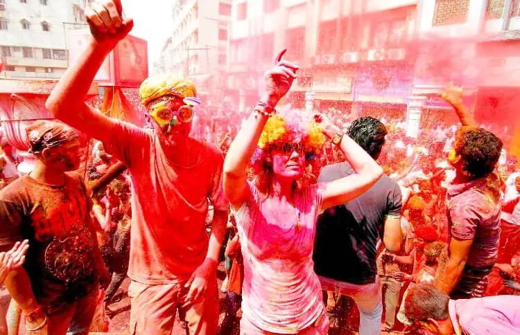 Holi in Jaipur a best place to celebrate in India