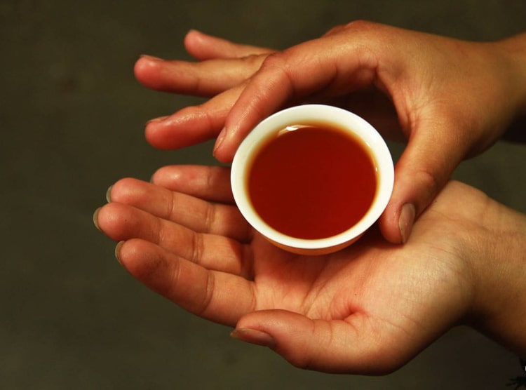 Drink flush tea in darjeeling