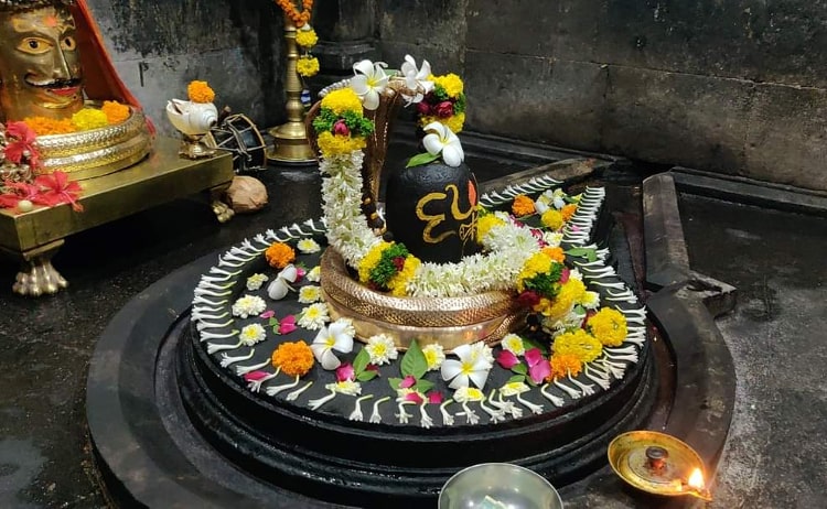 Bhuleshwar Temple a best place to visit near pune in monsoon