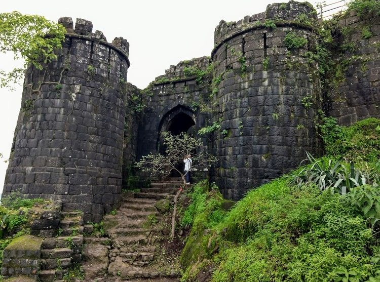 Sinhagad Fort a best place to visit near pune in monsoon