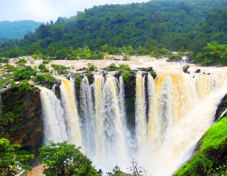 Jog Falls a best place to visit in Karnataka in monsoon