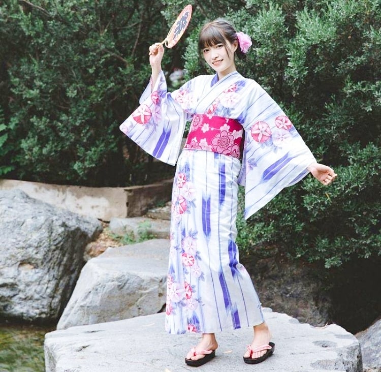 Kimono a Japanese dress
