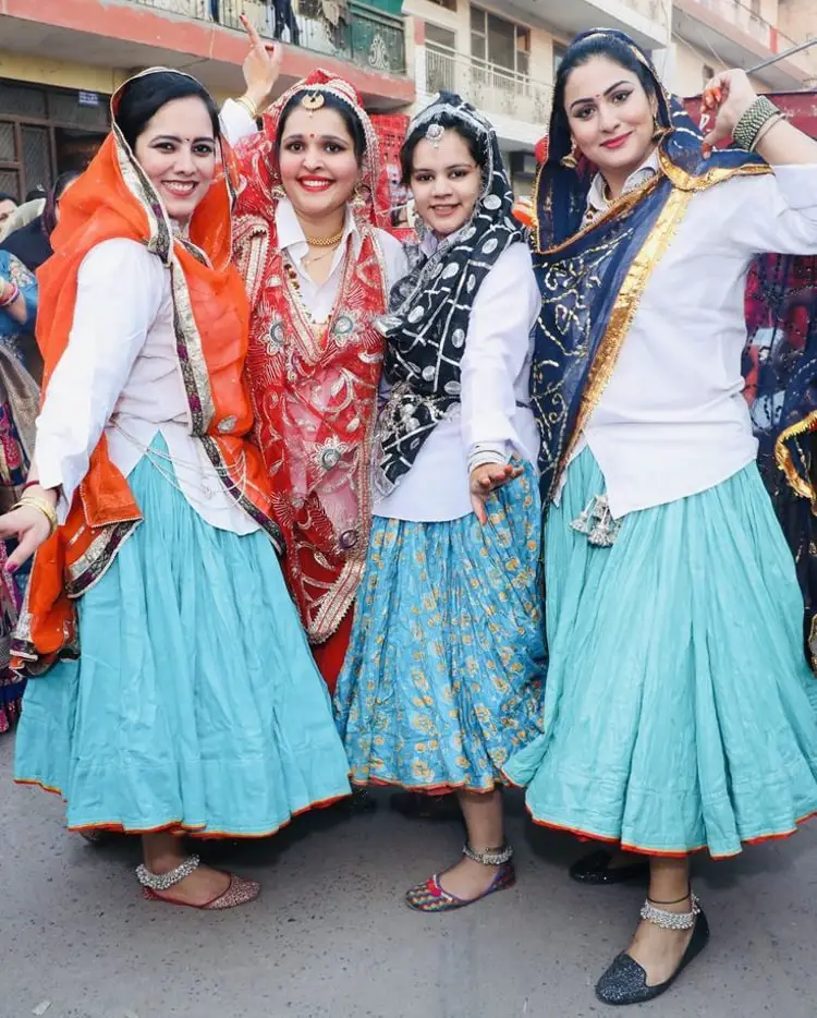 Angia and Odhni a best traditional dresses of Haryana