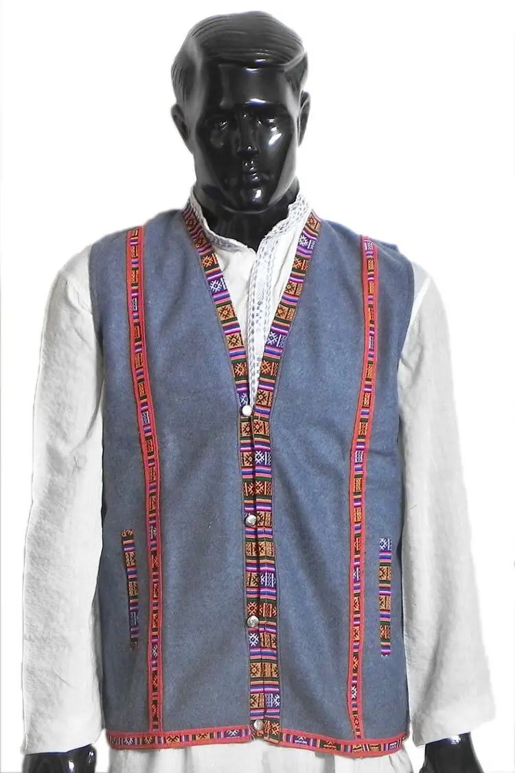 Long Overcoat a best traditional dress of Himachal Pradesh