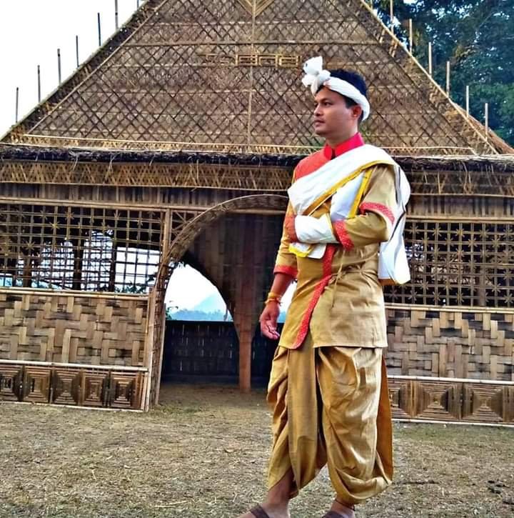 Sgaopha and Phagri a best traditional dress of Assam