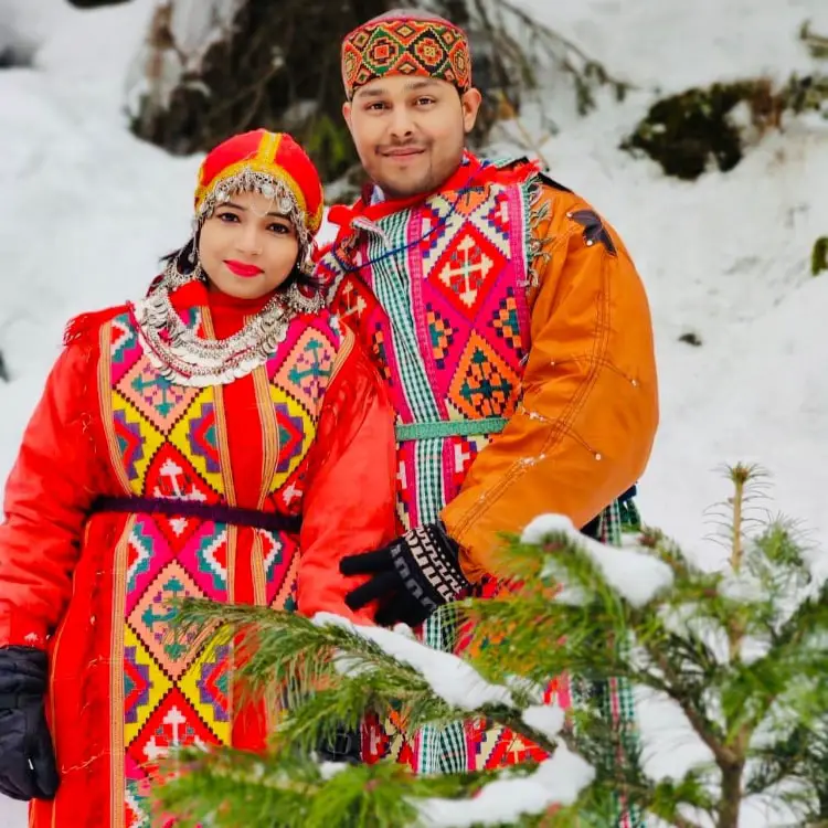 Traditional dress of Kullu and Manali