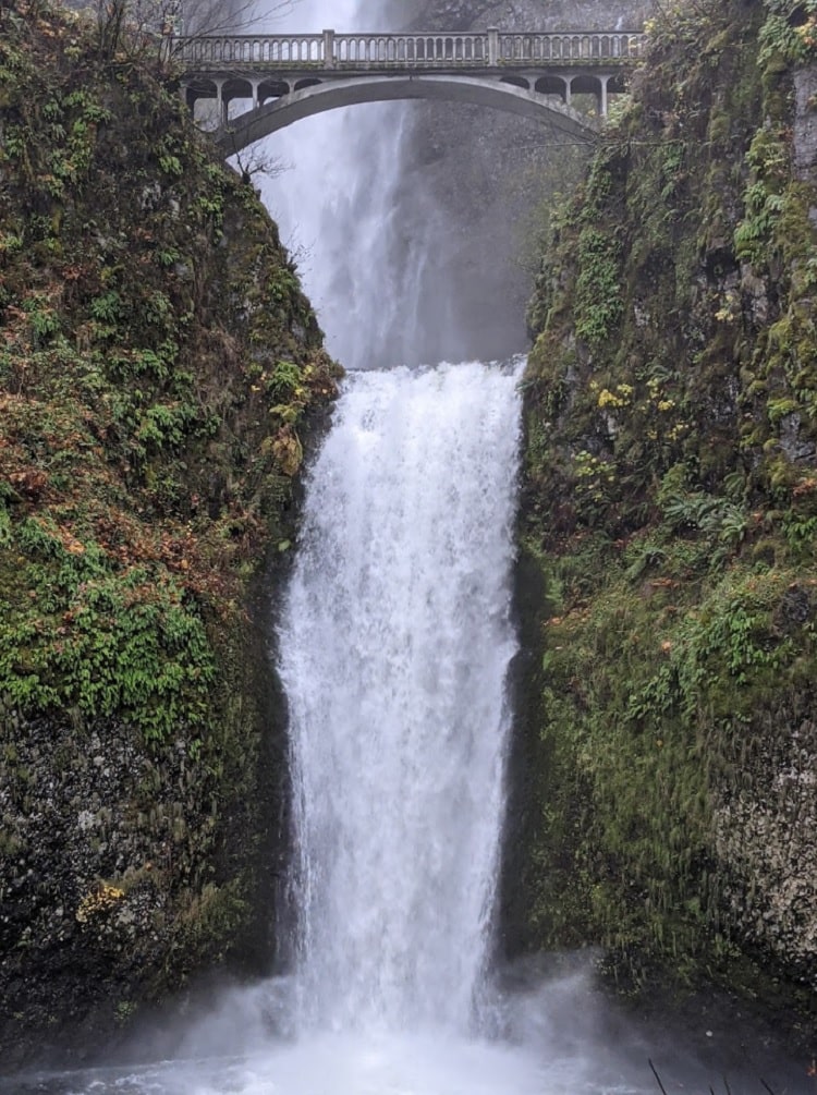 Wahkeena Falls a best waterfall in Oregon, USA