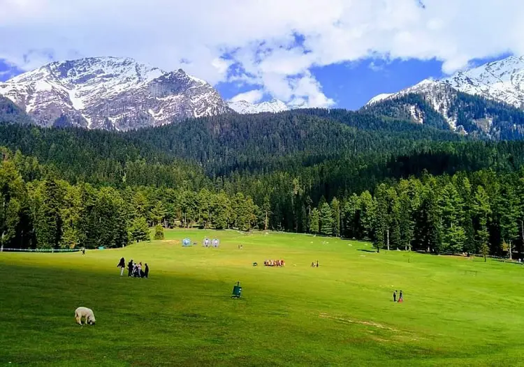 Pahalgam a best place to visit in Kashmir in December