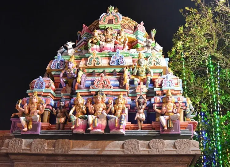 Arulmigu Sri Parthasarathyswamy Temple Tiruvallikeni a best place to visit on New Year in Chennai